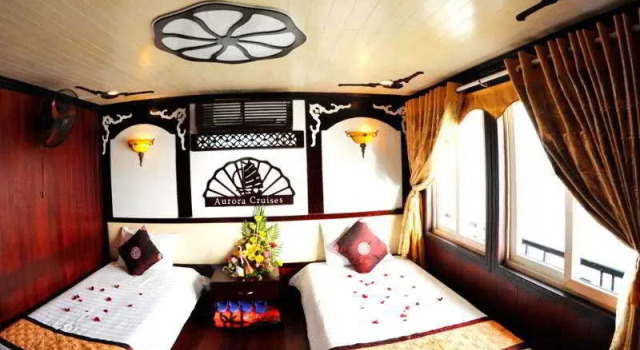 Halong Aurora Cruises, Забронировать Отель Отели Халонг с парковкой, Парковка