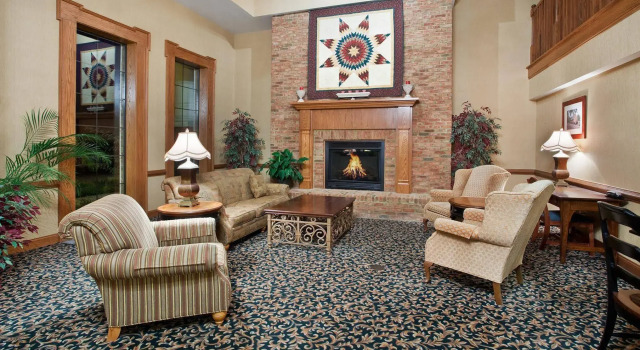 Country Inn & Suites by Radisson, Jonesborough-Johnson City West, TN, Book Hotel Hoteller i Jonesborough med pool, Swimmingpool