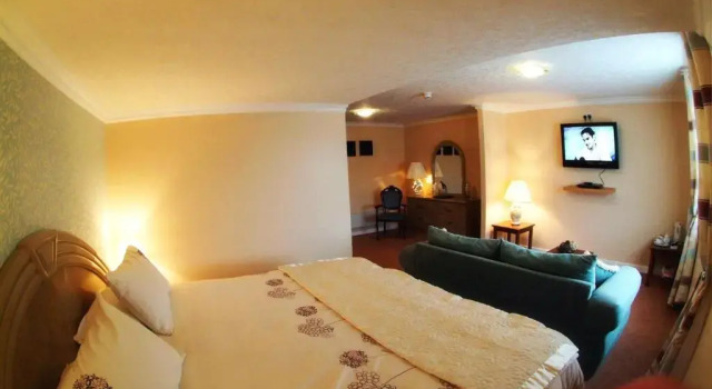 Двухместный номер Executive Beaufort Park Hotel