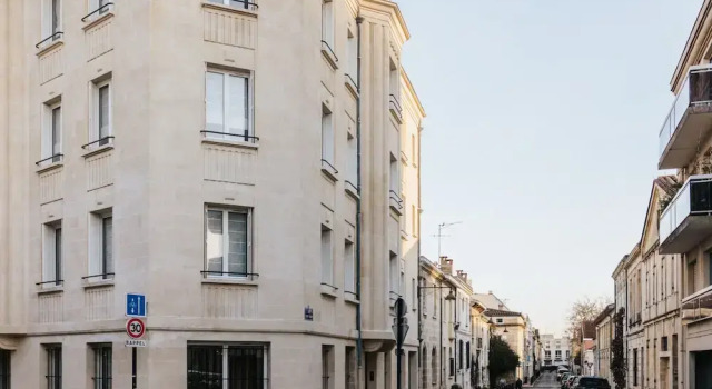 Maison Hubert, Забронировать Отель Шартрон Бордо