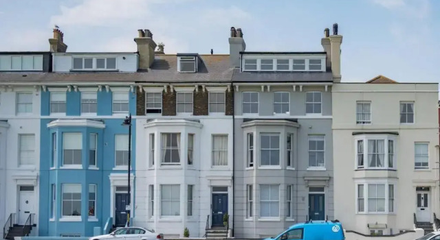 Stunning large sea view apartment - The Lookout