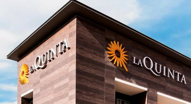 La Quinta by Wyndham Suzhou Yangshan, Забронировать Отель Отели Сучжоу с парковкой, Парковка