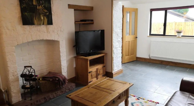 Bowkett Cottage, Varaa Lomakoti Mökit kohteessa Merseyside, Mökki