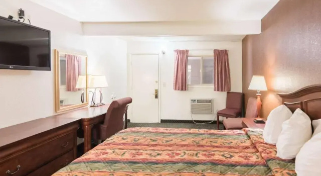 Двухместный номер Standard 1st Interstate Inn Montrose