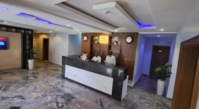 Habab Grand Resort, Prenota Resort Hotel resort a Gerki, Resort