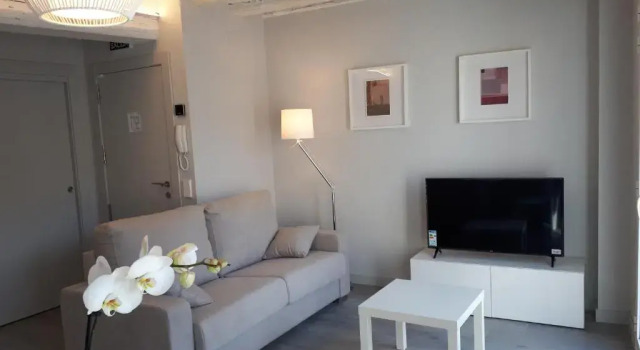 APARTAMENTOS TURISTICOS - PAPEL ARMADO - Calle Caldereros 33, Забронировать Апартаменты/квартира Апартаменты Bardenas Reales Natural Park, Апартаменты/квартира