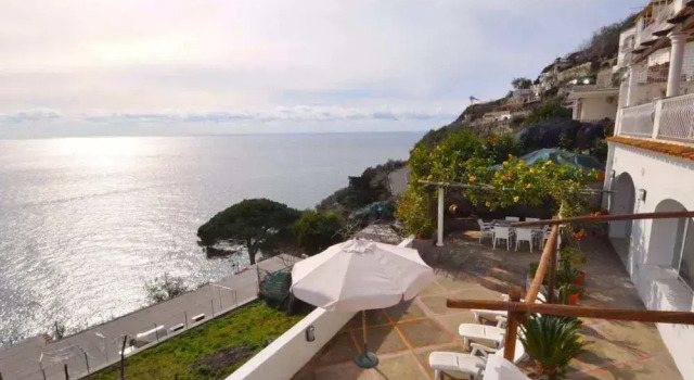 Апартаменты с балконом Apartment in Praiano Sea View Terrace A C Wi-fi 6 Guests ID 308