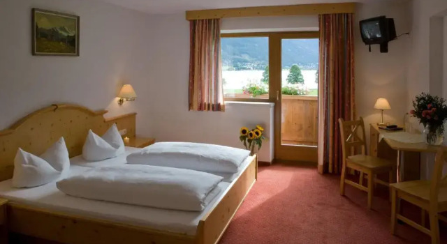 Двухместный номер Standard Hotel Bergland