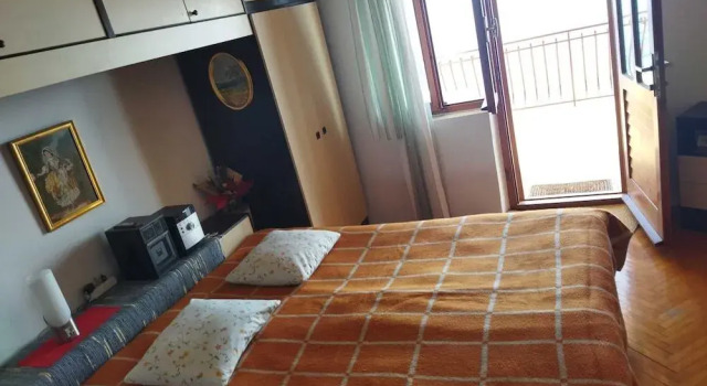 Apartment Sunny, Забронировать Апартаменты/квартира Отели Подгора с парковкой, Парковка