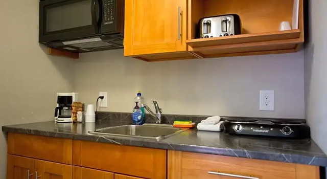 Трёхместный номер Deluxe Valemount Vacation Inn