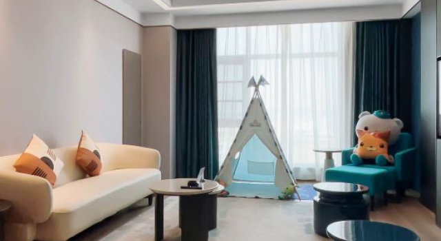 Семейный люкс Deyang Guanghan FONTOO Hotel