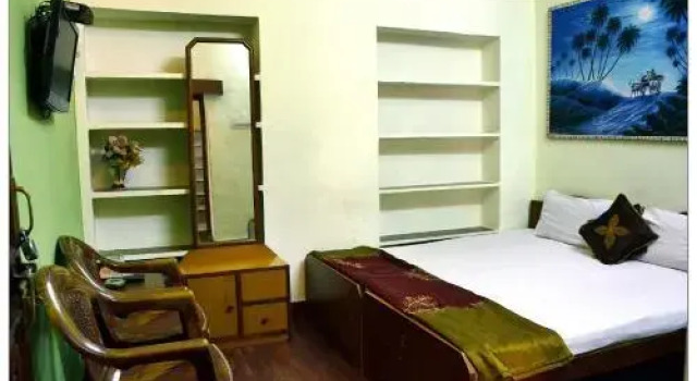 Shree Shyam Guest House by OYO Rooms