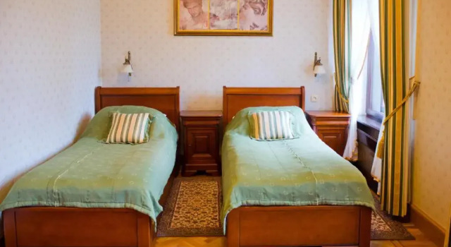 Palac Wiejce, Rezerwuj Hotel Skwierzyna lubuskie