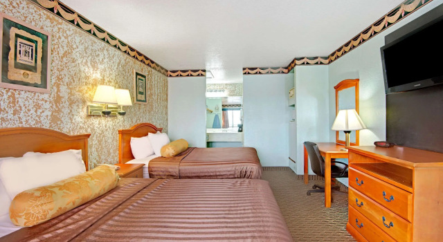 Econo Lodge Inn & Suites Near Lackland AFB, Prenota Hotel San Antonio Bexar County