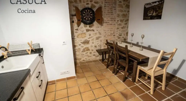 Casa rural Paraje de Yuste, Забронировать Отель Отели Куакос-де-Юсте с парковкой, Парковка