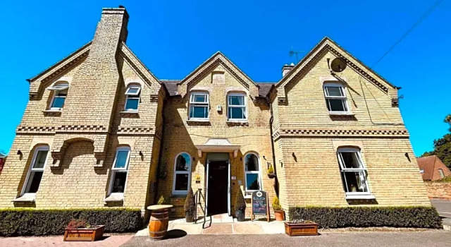 The Finch Hatton Arms, Rezervați Hotel Sleaford Lincolnshire