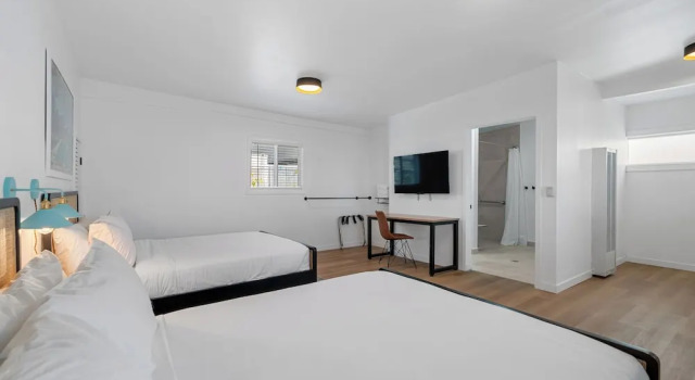 Aliza Hotel, Забронировать Отель Отели Лос-Анджелеса с парковкой, рядом с Пешеходные улицы, Парковка