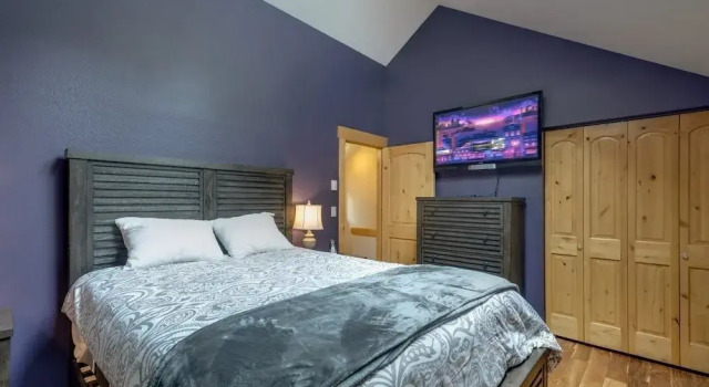 23sw - Luxurious - Wi-fi - Fireplace - Sleeps 4 2 Bedroom Home by Redawning, Buchen Sie Hotel Hotels in Glacier mit Parkplatz, Parkplätze