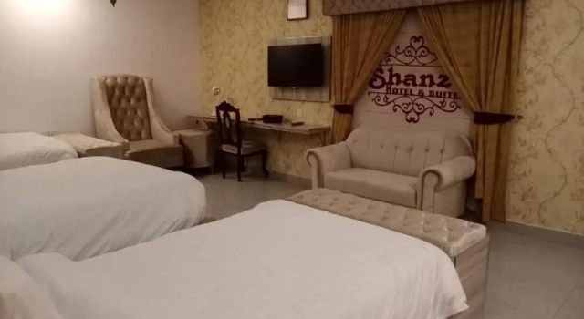 Camera tripla Deluxe Shanze Hotel And Suites