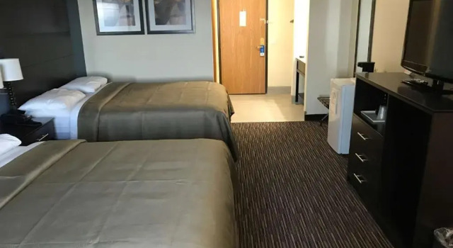 Номер Standard AmericInn by Wyndham Jefferson