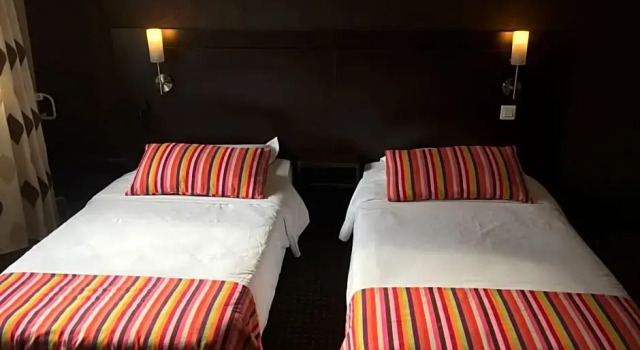 Hotel Restaurant Cousseau, Забронировать Отель Паранти-ан-Борн Landes