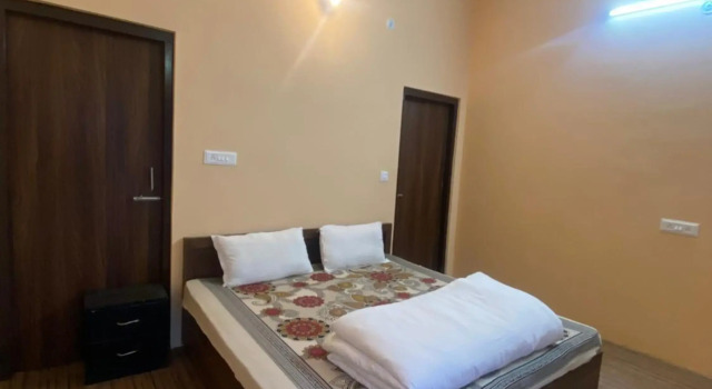Chirag Homestay Kainchi