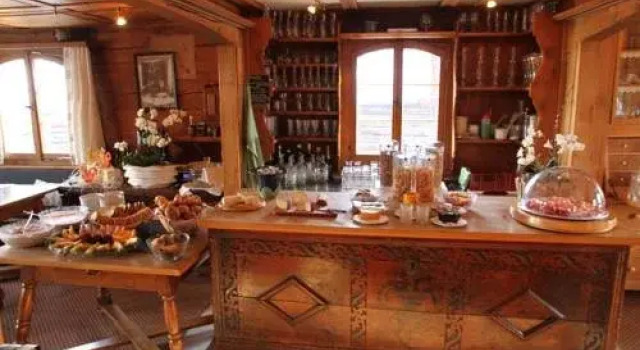 Casa Fausta Capaul, Buchen Sie Hotel Brigels Surselva