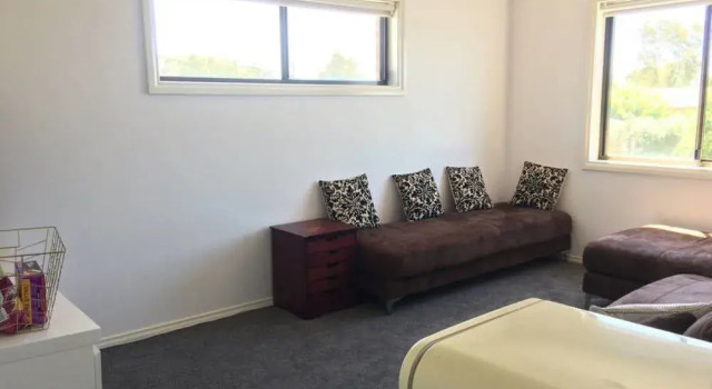Regent Retreat - Echuca Moama Holiday Accommodation, Book Apartment Hotels in Echuca with Parking, Parking