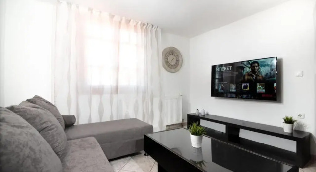 MTC-NS Apartments by the Airport, Забронировать Апартаменты/квартира Апартаменты Островов Саронического залива - Аттика, Апартаменты/квартира