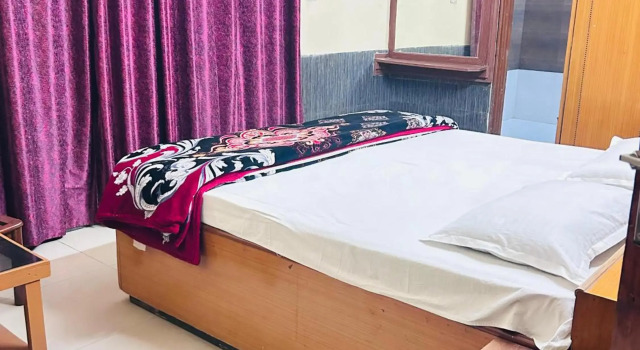 Sunrise hotel, Забронировать Отель Джаландхар штат Пенджаб, рядом с Железнодорожная станция Джаландхар