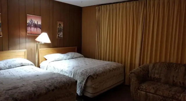 Трёхместный номер Standard Melsask Motel