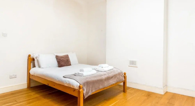 Comfortable Liverpool Street Home by Shoreditch, Забронировать Отель Отели Лондона 3 звезды, рядом с St Olaf House, 3*