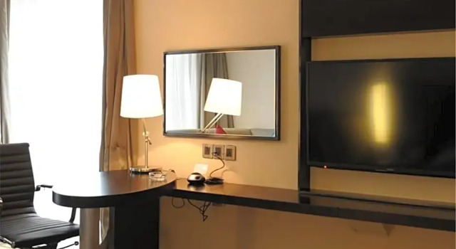 Номер Superior Holiday Inn Express Shenyang Golden Corridor by IHG