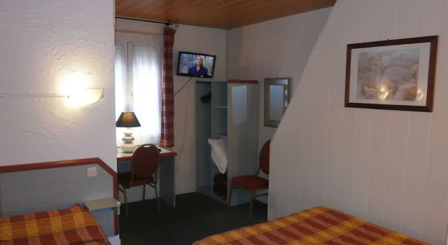 Трёхместный номер Standard Hotel Beausejour