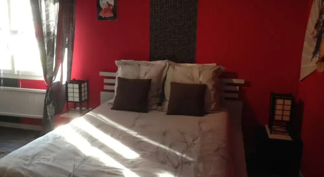 Chambre D'Hotes Hola, Varaa Hotelli Laval 