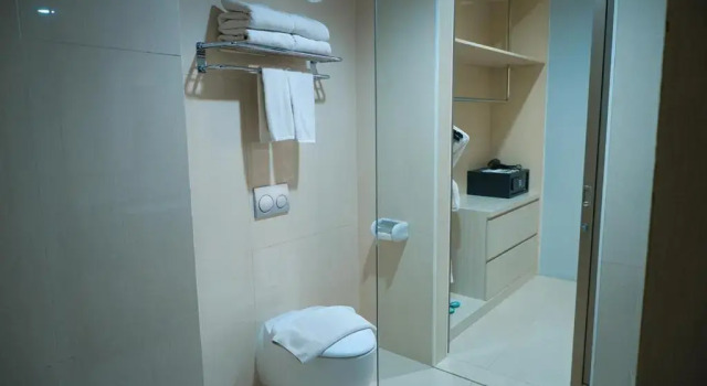 Suite beachfront Sunrise Hotel Mojokerto