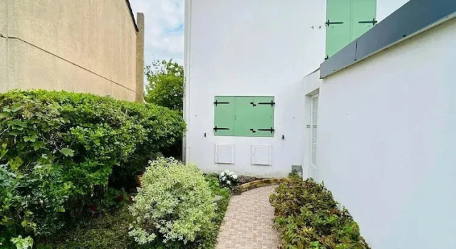La Maison aux Oiseaux Jardin, Book Feriehus Sommerhuse i Aquitaine, Hytte