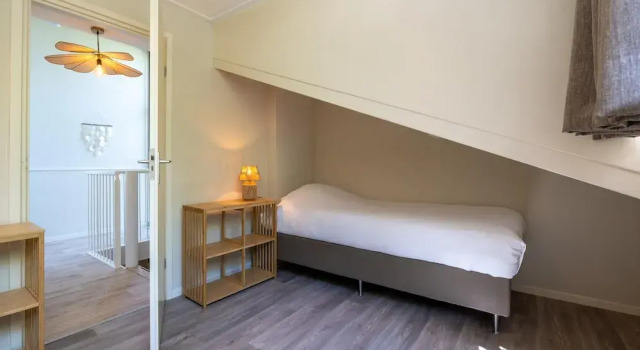 Коттедж Comfort Detached Bungalow, Perfect for Water Sports and Nature Enthusiasts