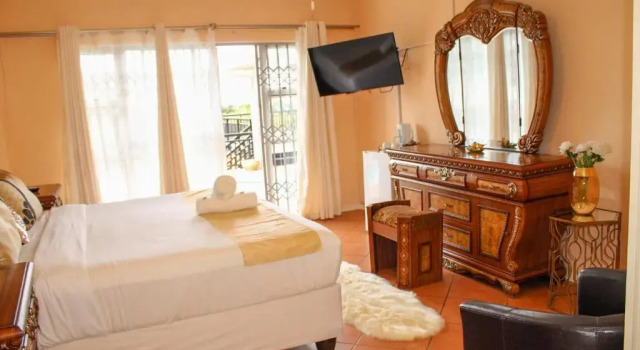 Люкс Seaview Executive Guest House