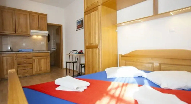 Apartment Almera N5, Забронировать Апартаменты/квартира Апартаменты Макарска, рядом с Набережная Рива (Макарска), Апартаменты/квартира