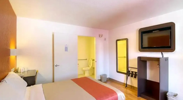 Номер Standard Motel 6-Simi Valley, CA