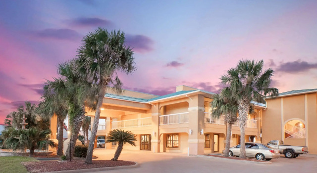 Super 8 by Wyndham Corpus Christi, Prenota Locanda Corpus Christi 
