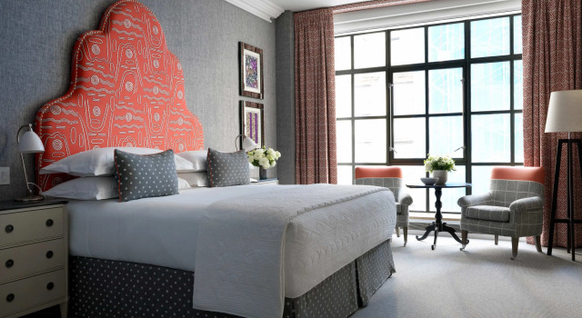 Полулюкс с балконом The Whitby Hotel