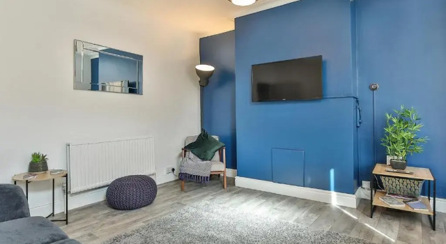 Hidden Gem-Open To Book-Super Location