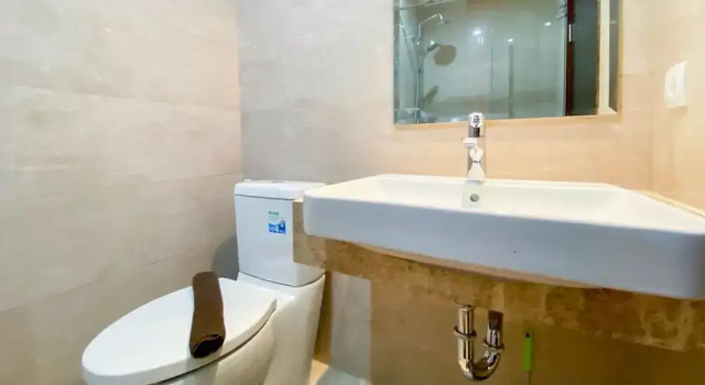 Студия Comfort And Modern Studio Apartment At Menteng Park