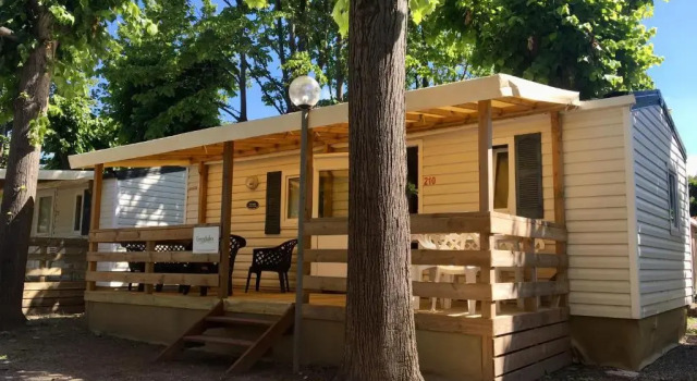 Номер Standard с 2 комнатами с балконом и с видом на сад Mobile Homes Ameglia Cinque Terre