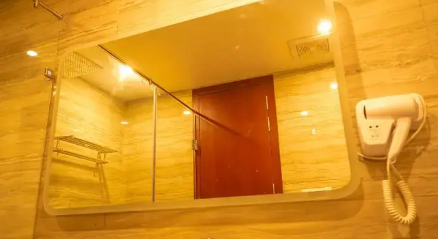 Номер Superior J60 Suites, Ashok Vihar - Near Netaji Subhash Place