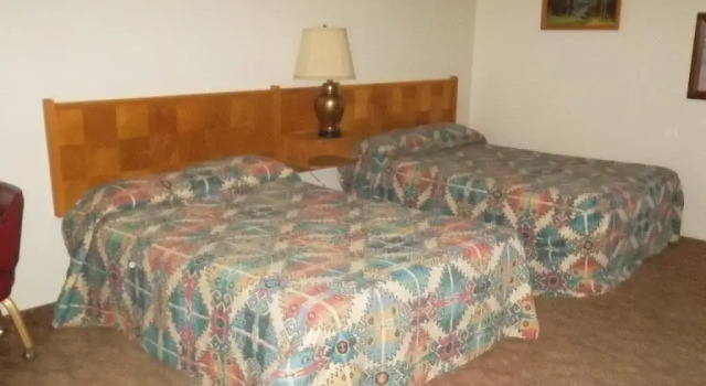 Sunnydale Motel, Забронировать Мотель Хоумдейл Айдахо