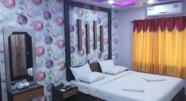 Hotel Sagar, Prenota Hotel Siuri West Bengal