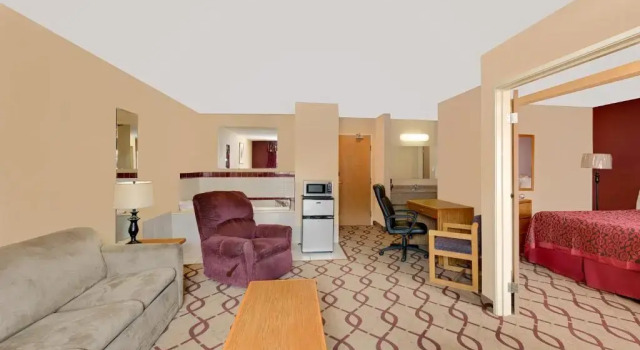 Люкс Deluxe Days Inn by Wyndham North Sioux City